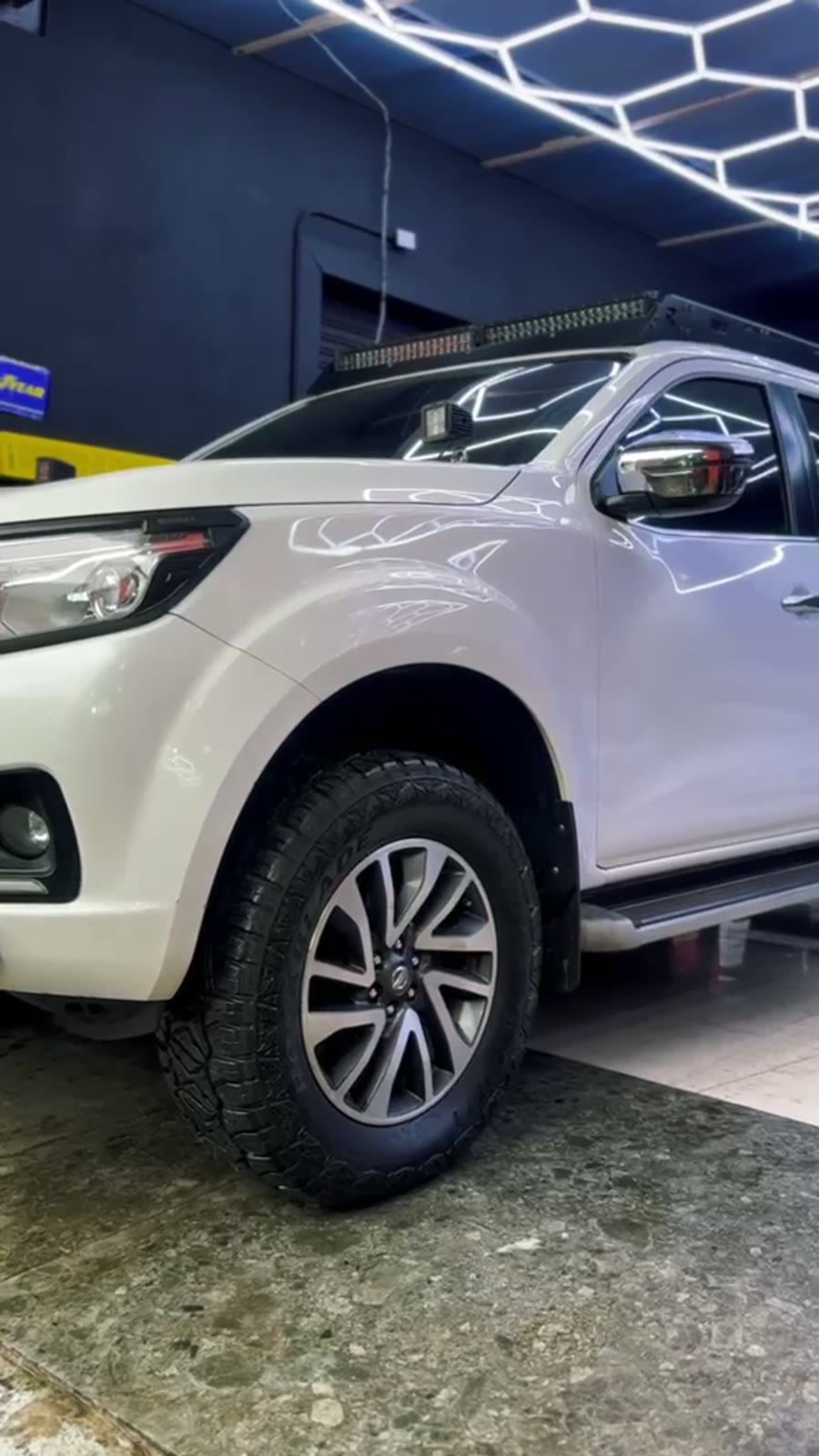 Lavado y mantenimiento premium de vehículos — Lobito Auto Detailing